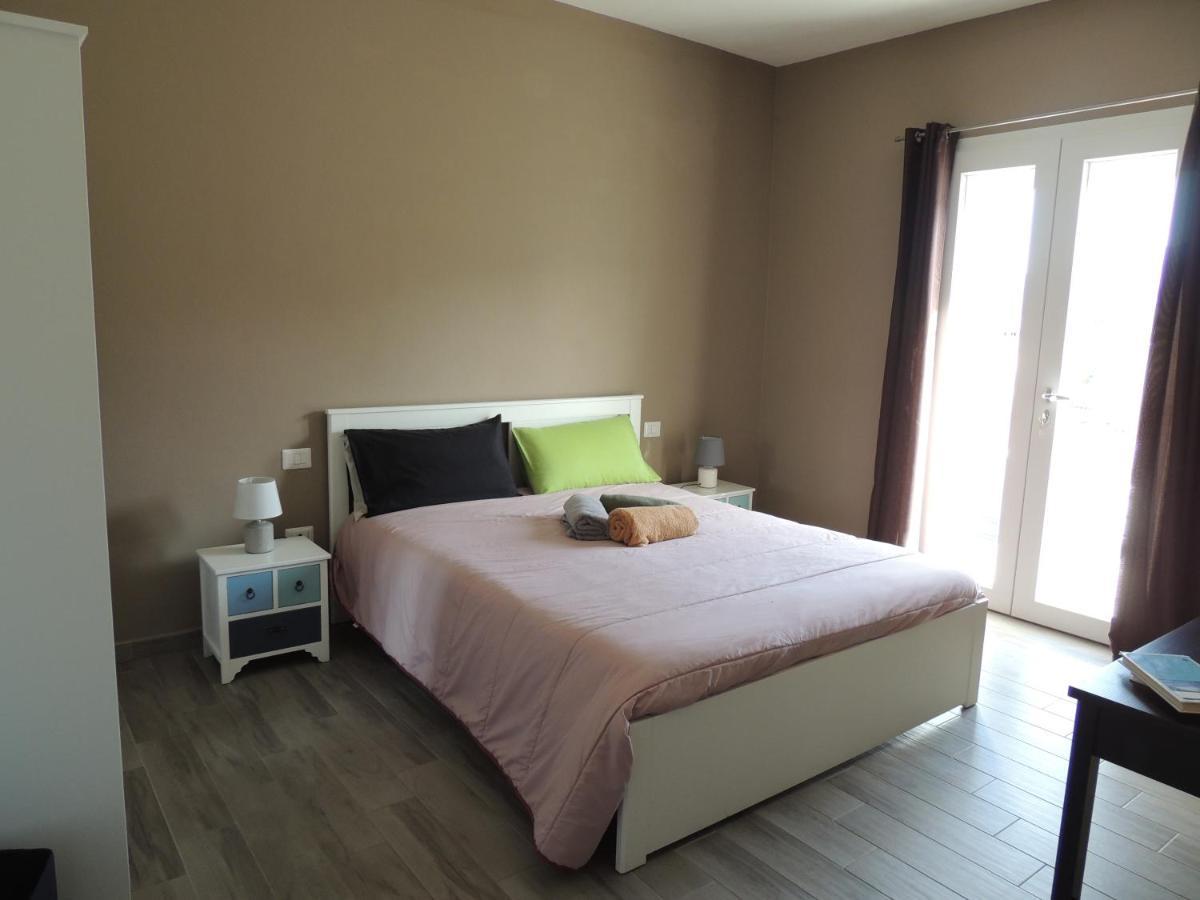 カポテッラ Il Colle Del Barone Bed & Breakfast エクステリア 写真